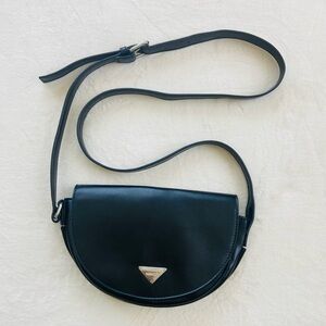 MINISO | 90s Black Faux Leather Crossbody Purse